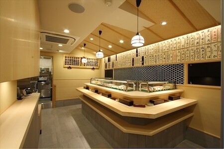 魚がし日本一　新宿西口店 立喰い寿司の内装・外観画像