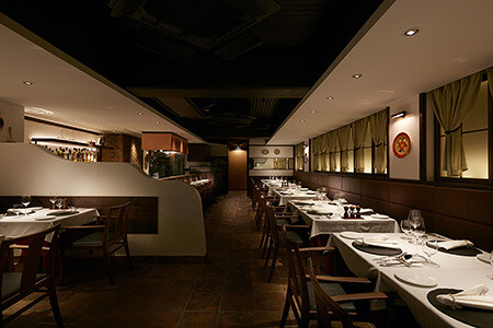 Caro Fuego 薪窯ステーキレストランの内装・外観画像