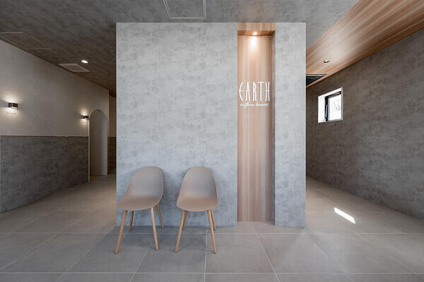 EARTH 柏崎 美容室・理容室・ヘアサロンの内装・外観画像