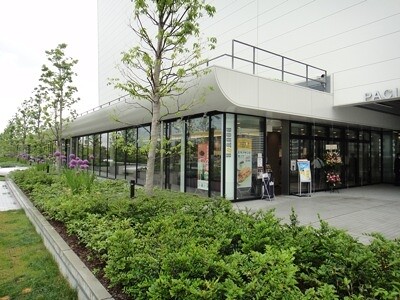 ドトールコーヒーショップパシフィコ横浜ノース店 カフェ・パン屋・ケーキ屋の内装・外観画像