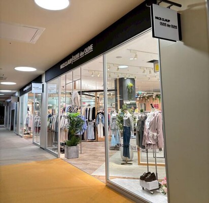 NICE CLAUP/OLIVE des OLIVE 北陸小矢部店 物販の内装・外観画像