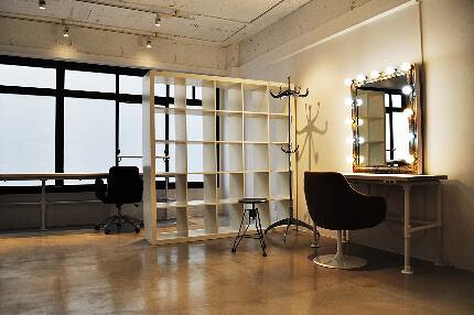 ilumini inc. ヘアメイクの内装・外観画像