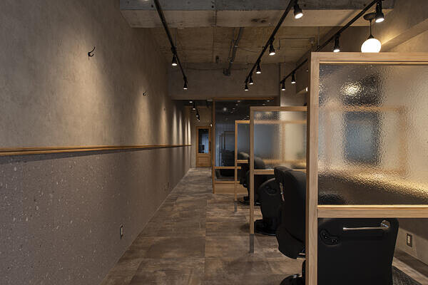 DAU BARBER SHOP 渋谷宮益坂店 美容室・理容室・ヘアサロンの内装・外観画像