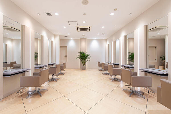 TAYA アトレ四谷店 美容室(ヘアサロン)の内装・外観画像