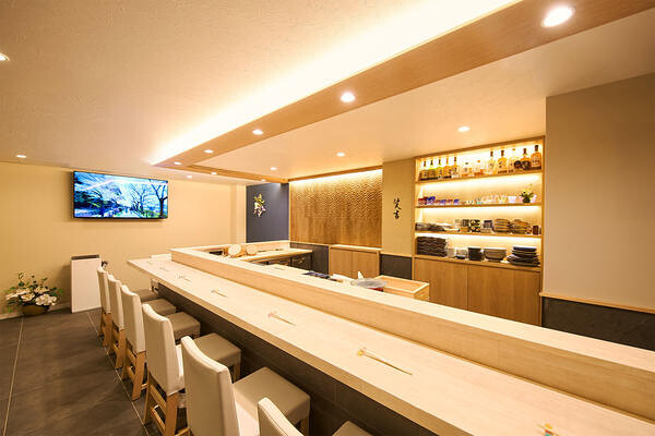 ぎをん 鮨 笑吉 寿司店の内装・外観画像