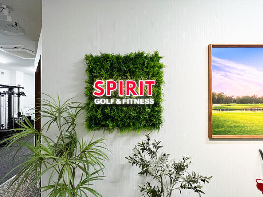 SPIRIT GOLF＆FITNESS シュミレーションゴルフ施設の内装・外観画像