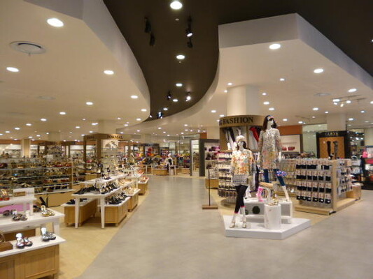 BSD AEON ショッピングモールの内装・外観画像