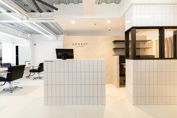 ERNEST 美容室・理容室・ヘアサロンの内装・外観画像