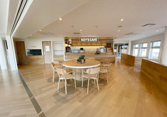 キーズカフェ 福島双葉店 カフェの内装・外観画像