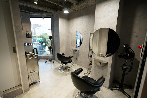 銀座美容室 「salon de pierce」 美容室の内装・外観画像