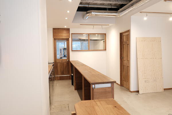 小道 カフェ・パン屋・ケーキ屋の内装・外観画像