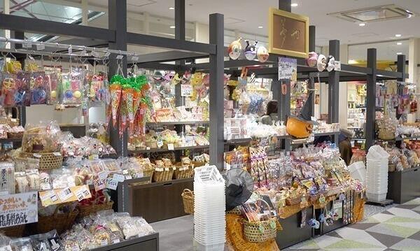 だがし夢や　ザ・モール仙台長町店 生活用品の内装・外観画像