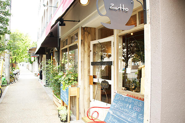 ZUTTO-COFFEE カフェ＆ギャラリーの内装・外観画像