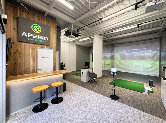 APERIOGOLFSTUDIO インドアゴルフの内装・外観画像