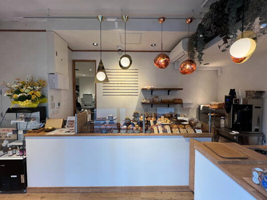 pain du boo はせがわ北品川 ベーカリーカフェの内装・外観画像