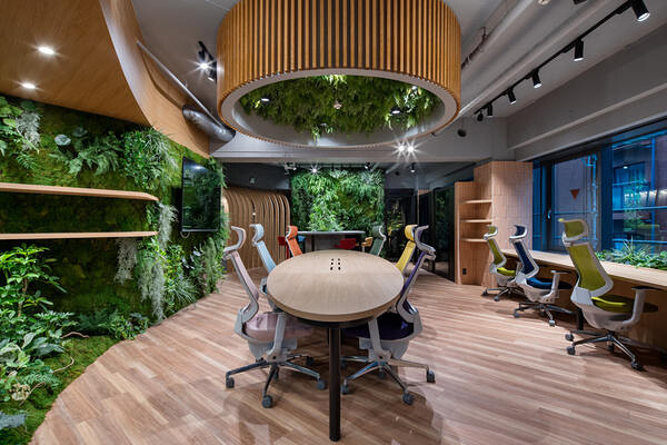 EIJU office オフィスの内装・外観画像
