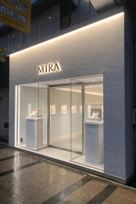 MIRA 銀座 アパレルの内装・外観画像