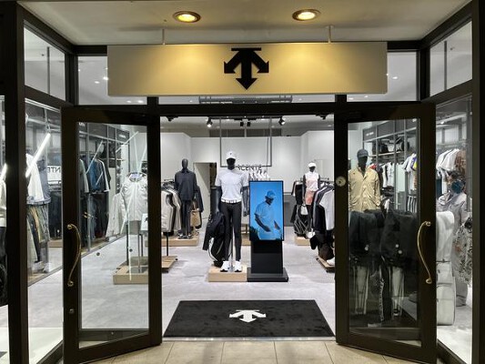 DESCENTE 三井アウトレットパーク ジャズドリーム長島店 アパレルの内装・外観画像