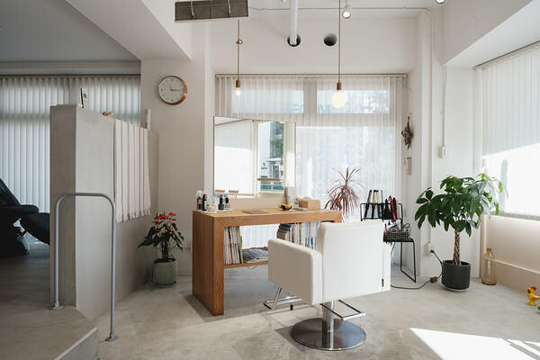 EE.L hair 美容室・理容室・ヘアサロンの内装・外観画像