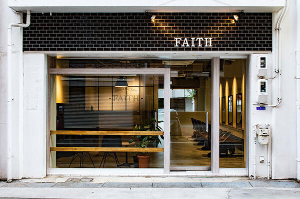 FAITH バーバーの内装・外観画像