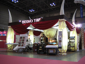 株式会社COSMO T&F ショールーム　展示ブースの内装・外観画像