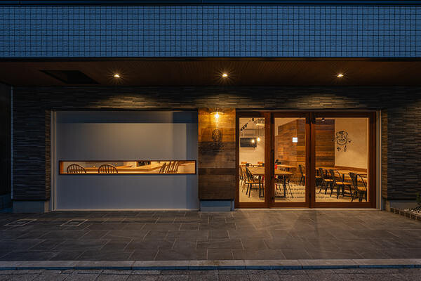 Cafe ＆ Restaurant C365 カフェバーの内装・外観画像