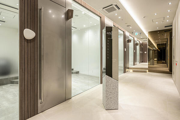 SALOWIN Ginza me by,, 美容室・理容室・ヘアサロンの内装・外観画像