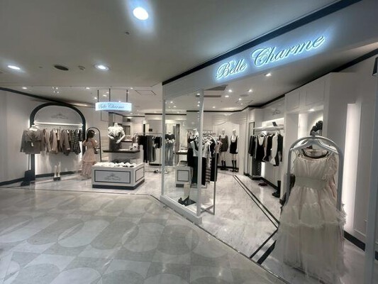 Bell Charne 物販の内装・外観画像