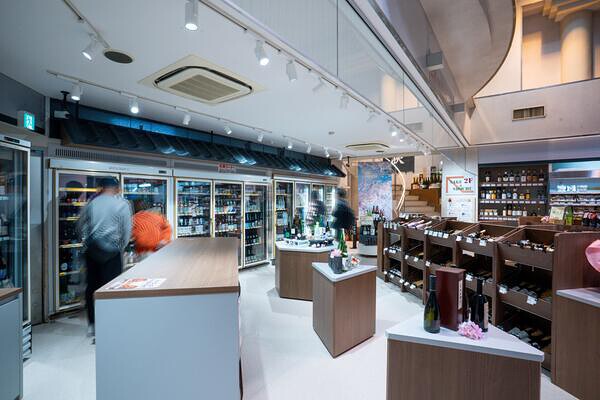 リカーワールド２１シバタ 酒販店　有料試飲の内装・外観画像