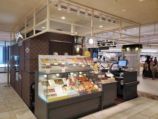 ラ・メゾン アンソレイユターブル パティスリー 大名古屋店 その他（飲食）の内装・外観画像