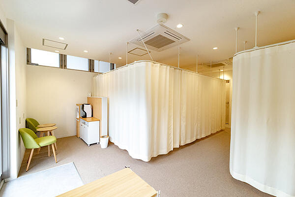 Clover鍼灸整体院 病院・医院・調剤薬局・整骨院の内装・外観画像