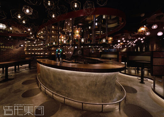 The Public Stand 恵比寿店（東京） Infinite Barの内装・外観画像