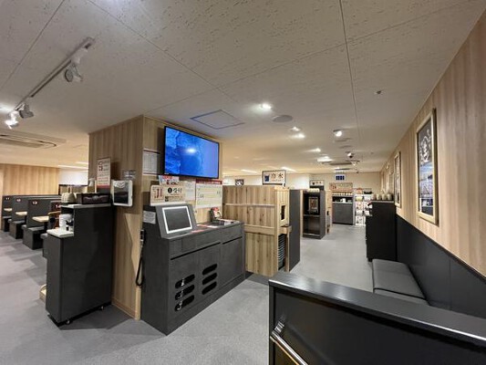 スシロー千日前店 寿司屋の内装・外観画像