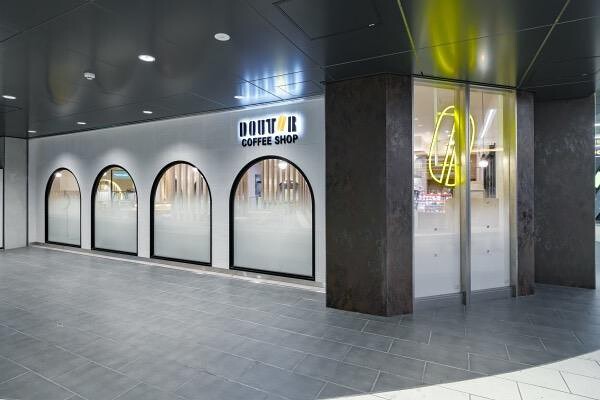 ドトールコーヒーショップ心斎橋駅店 カフェ・パン屋・ケーキ屋の内装・外観画像