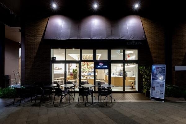 CAFE LEXCEL 流山おおたかの森店 カフェ・パン屋・ケーキ屋の内装・外観画像