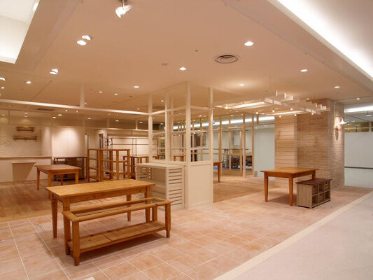 STUDIO CLIP 武蔵浦和 アパレルの内装・外観画像