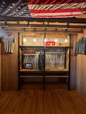 The New Classic 美容室　古着屋の内装・外観画像