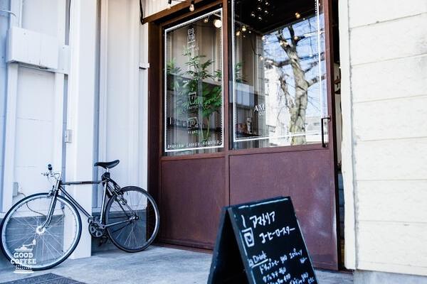 Amameria Roaster カフェの内装・外観画像