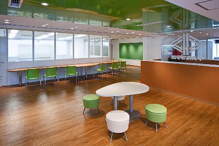 中央高等学院　横浜校 | YOSHIMURA INC. 学校（スクール）の内装・外観画像