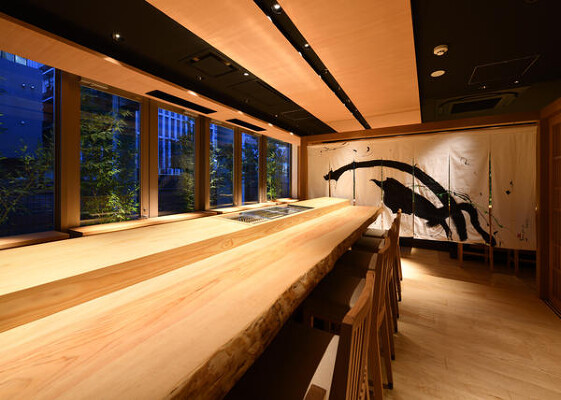 旬彩和食うえの山日本橋店 寿司和食の内装・外観画像