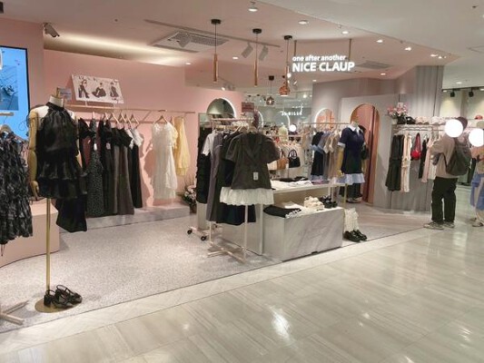 one after another NICE CLAUP SHIBUYA109店 アパレルの内装・外観画像