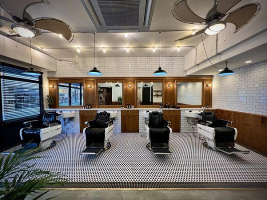 BARBER SHOP THE NUMBER Barberの内装・外観画像