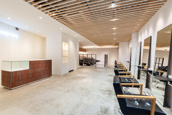 number three 美容室・理容室・ヘアサロンの内装・外観画像