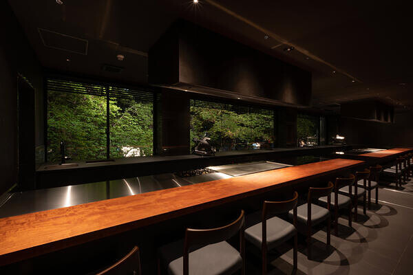 祇園みかく 鉄板焼きの内装・外観画像