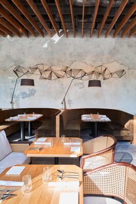 RISTORANTE EVOLTA/THEGLOVEBAKERY リストランテ&バー・カフェ・パンの内装・外観画像