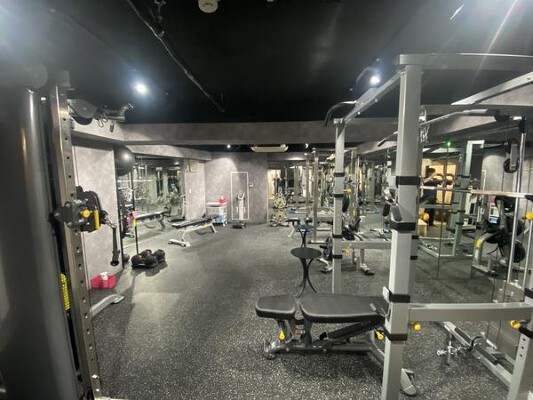 Chicken Gym パーソナルジムの内装・外観画像