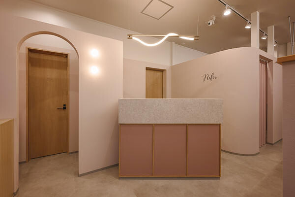 Nefer旭店 ネイル・アイラッシュの内装・外観画像