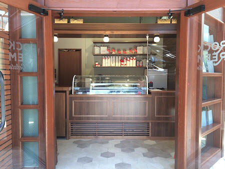 ROCKREEM カフェ・パン屋・ケーキ屋の内装・外観画像