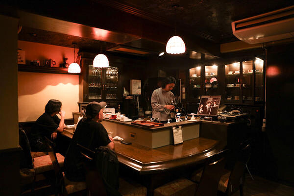 喫茶　孝二郎 自家焙煎珈琲喫茶店の内装・外観画像