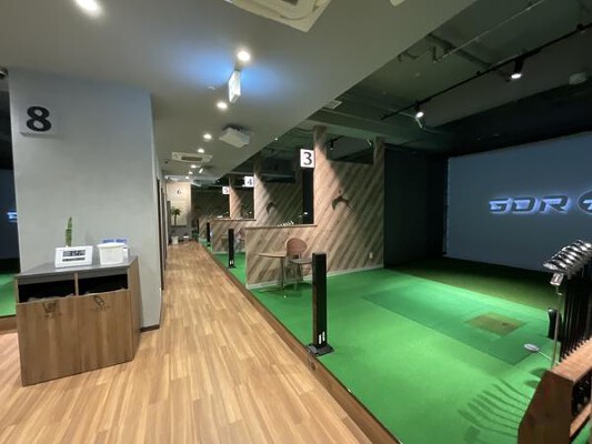 Z-1インドアゴルフ和光店 インドアゴルフの内装・外観画像